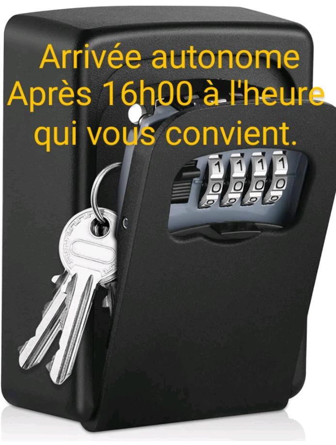 Montluçon Maison Complete מראה חיצוני תמונה